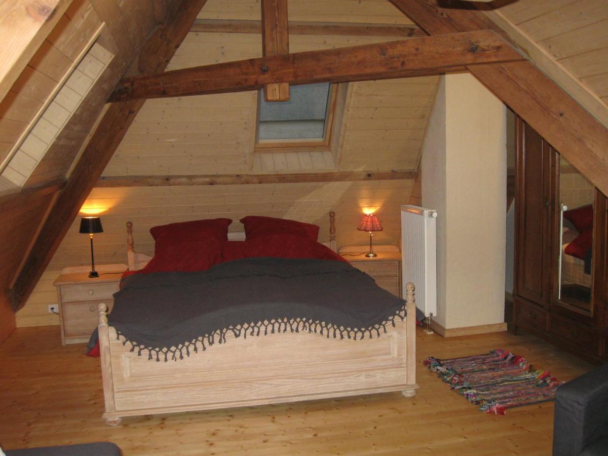 Familiensuite, zwei Zimmer, Mitbenutzung von Küche und Bad Rott Exterior foto