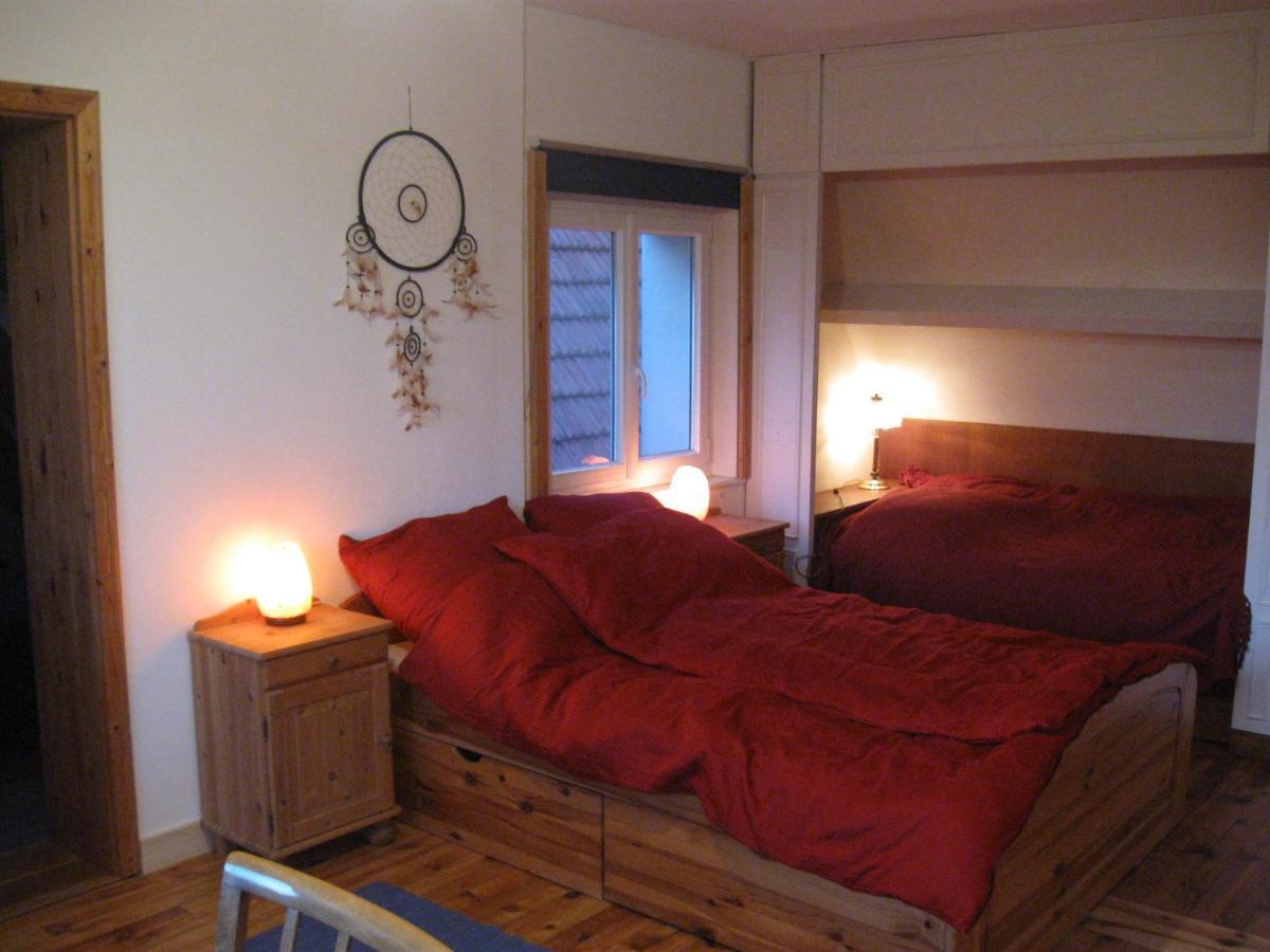 Familiensuite, zwei Zimmer, Mitbenutzung von Küche und Bad Rott Exterior foto